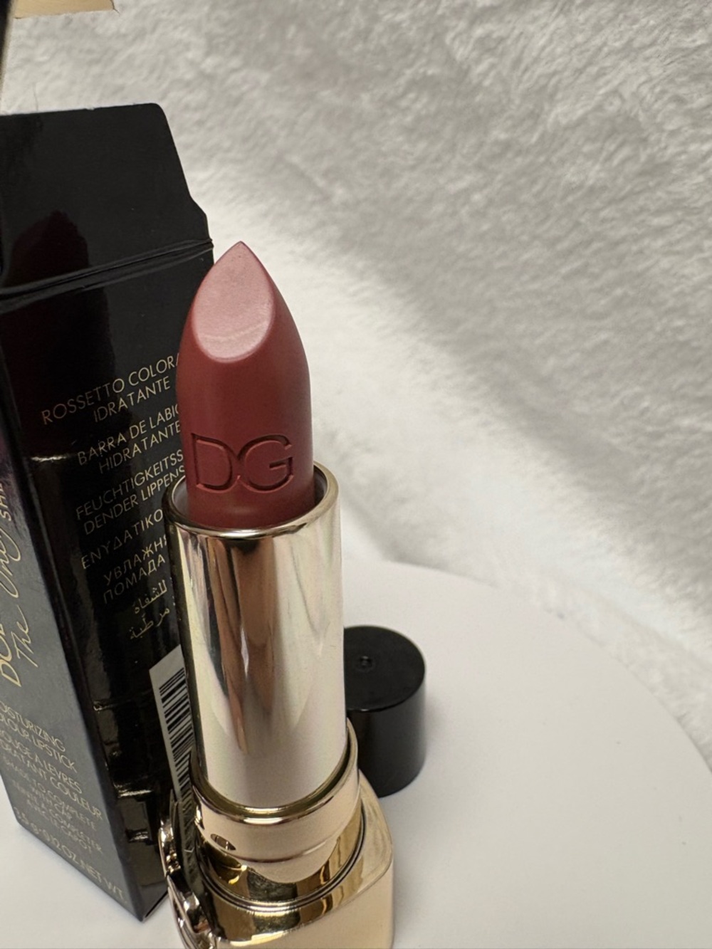 Dolce & Gabbana The Only One Sheer Moisturizing Lipstick in Sensual Tan - Picture 2 of 10
